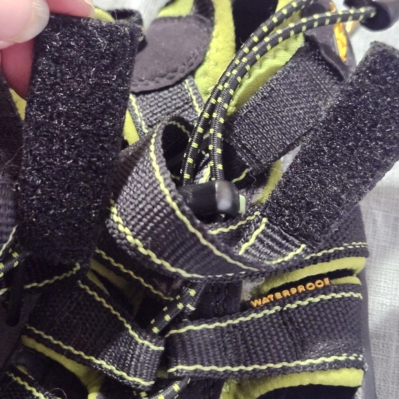 Keen‎ Newport Hybrid Sandals velcro closure black lime green little boy's size 2 - Picture 9 of 11